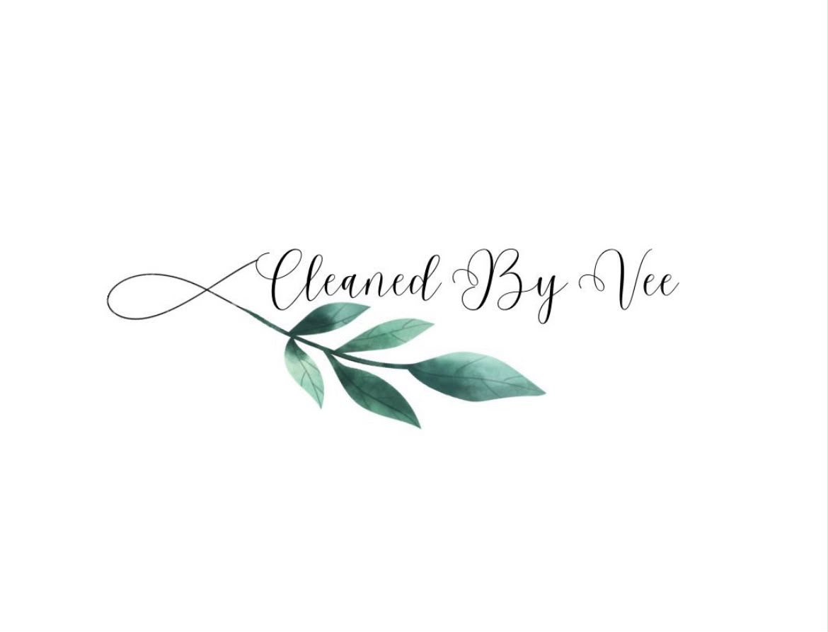 Profissional de Limpeza | Cleaned By Vee